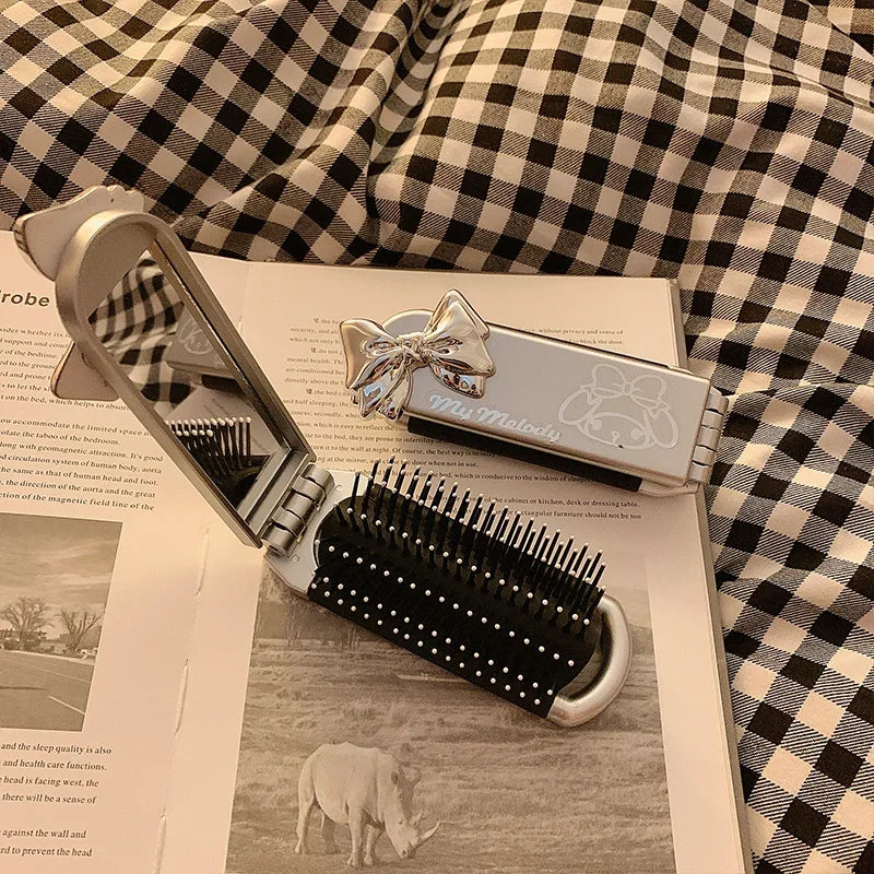 Hello Kitty Comb & Mirror