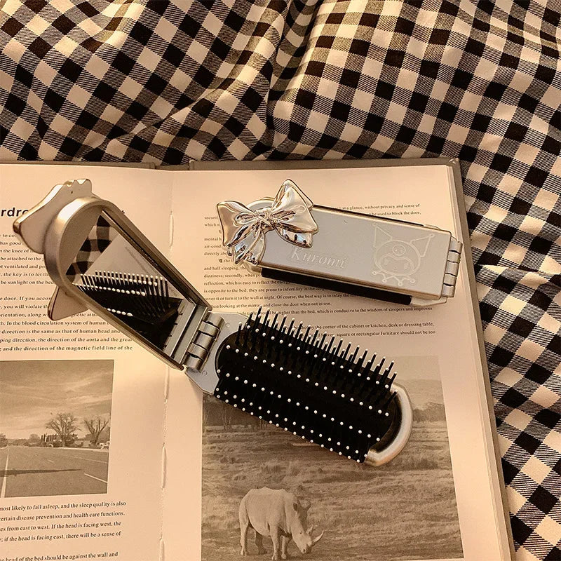 Hello Kitty Comb & Mirror