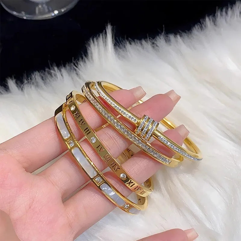 Gold Classic Bracelets