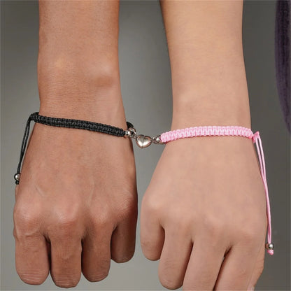 2Pcs/Set Heart Magnetic Bracelet