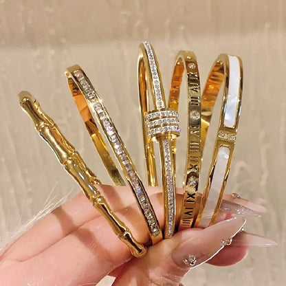 Gold Classic Bracelets
