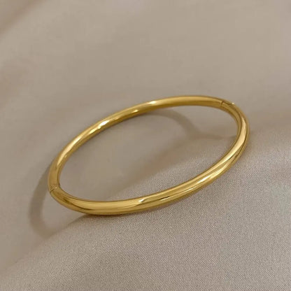 Gold Classic Bracelets