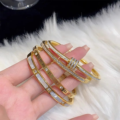 Gold Classic Bracelets