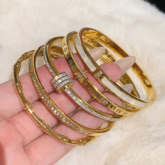 Gold Classic Bracelets
